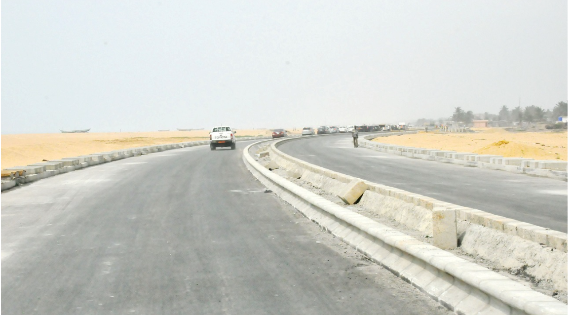 Patrice Talon inaugurant une route bitumée au Bénin