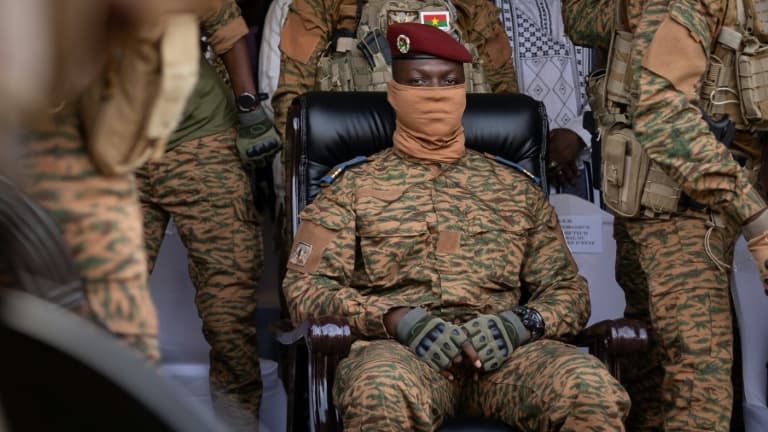 Le chef de la junte au Burkina Faso, le capitaine Ibrahim Traoré, à Ouagadougou