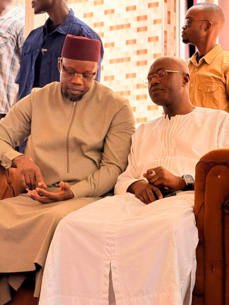 Visite de condoléances d'Ousmane Sonko à Diamil Sané
