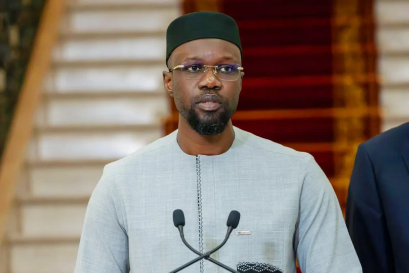 décès du guide religieux Serigne Abdou Bakhi Mbacké : Ousmane Sonko rend hommage décès du guide religieux Serigne Abdou Bakhi Mbacké : Ousmane Sonko rend hommage