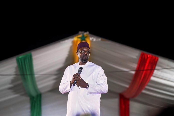 Collectif de descendants de Serigne Touba aux côtés d'une déclaration contre Ousmane Sonko