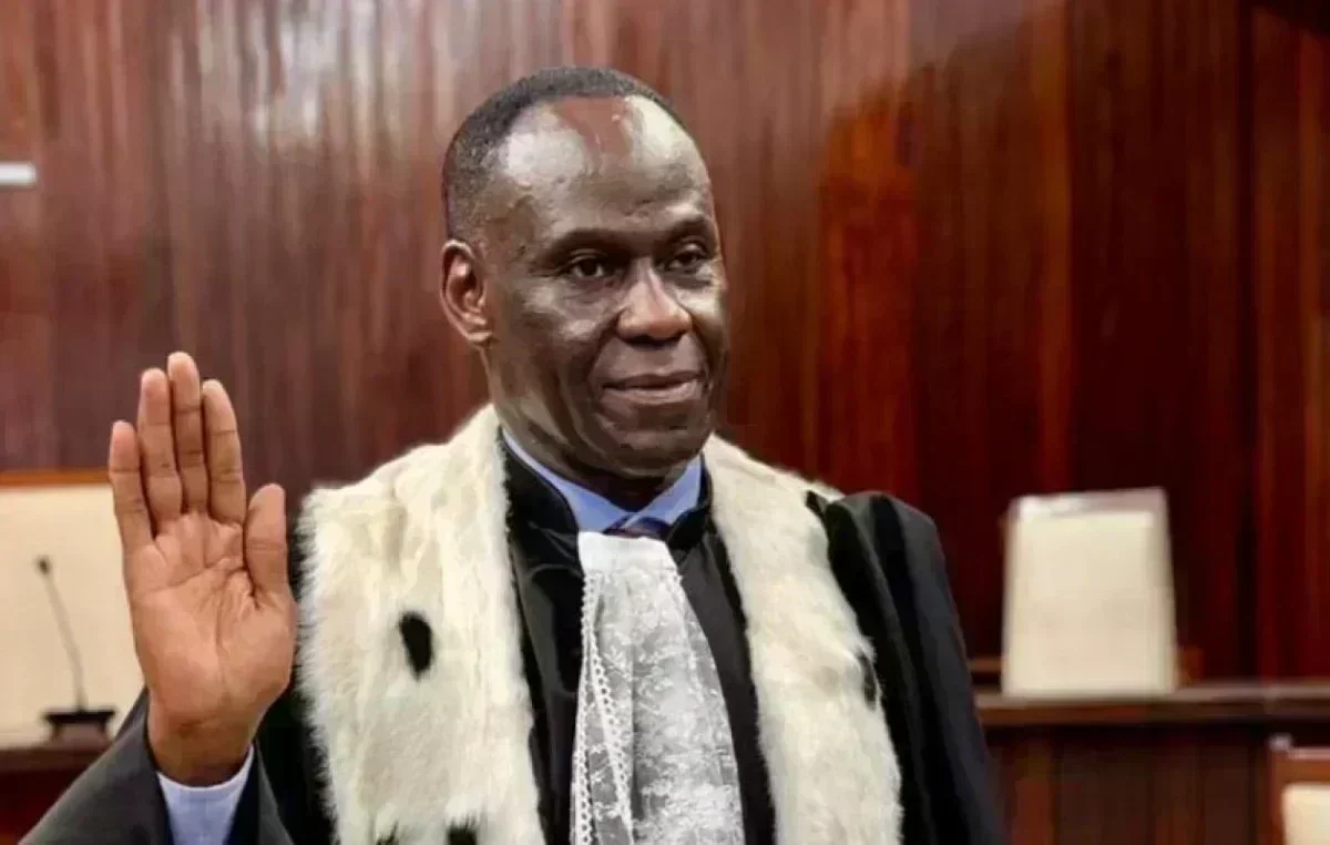 Portrait officiel d'Ousmane Diagne lors de son installation à la présidence du Conseil constitutionnel du Sénégal