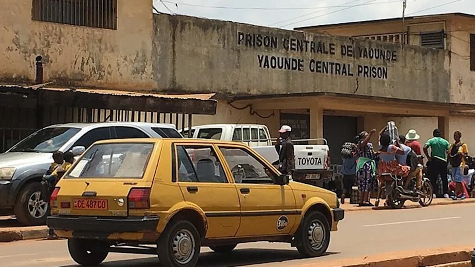 homme arrêté à Yaoundé pour faux décrets